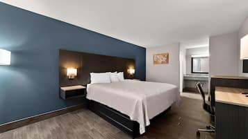 Rom – standard, 1 kingsize-seng, ikke-røyk | Blendingsgardiner, lydisolert, wi-fi (inkludert) og sengetøy