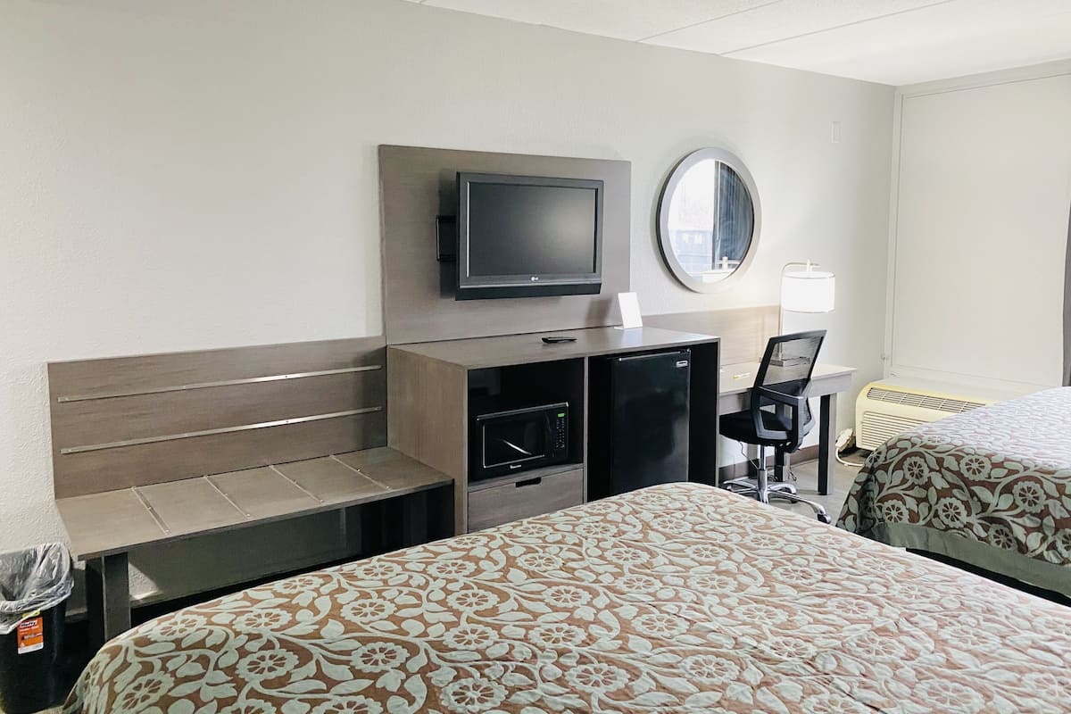 Desk, blackout drapes, iron/ironing board, free WiFi