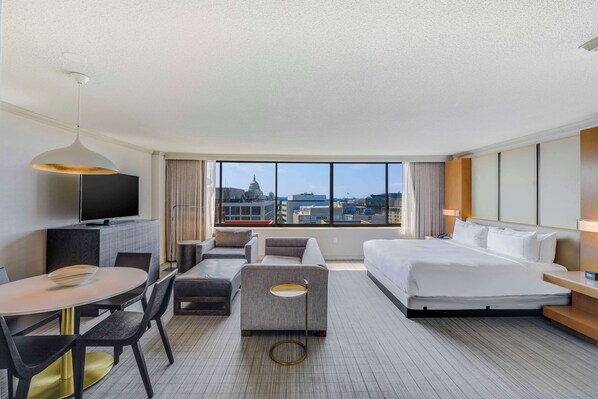 Chambre Deluxe, 1 très grand lit (Capitol View)