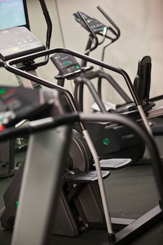 Fitness facility at Hotel Lombardy
