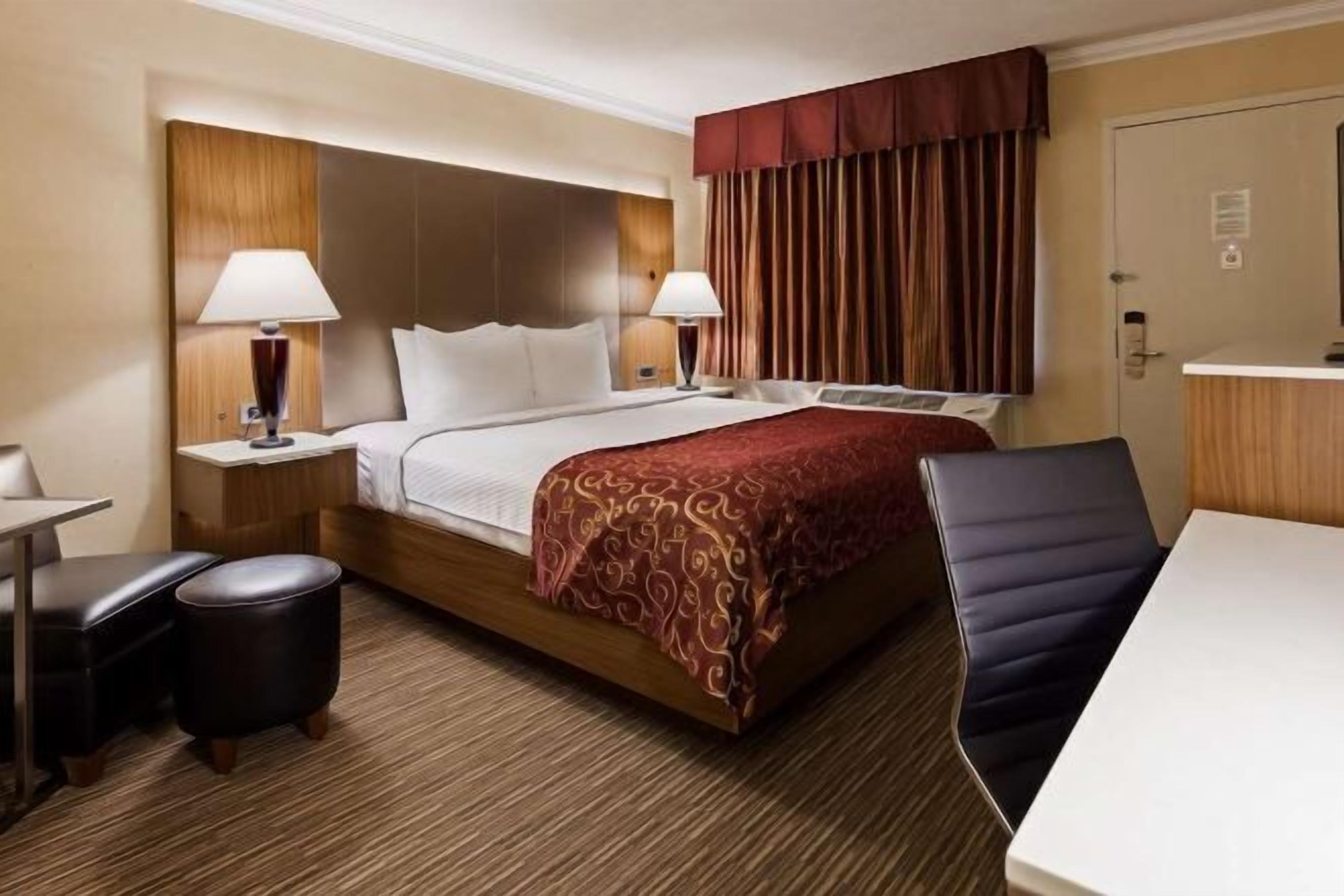 In-room safe, desk, laptop workspace, blackout curtains