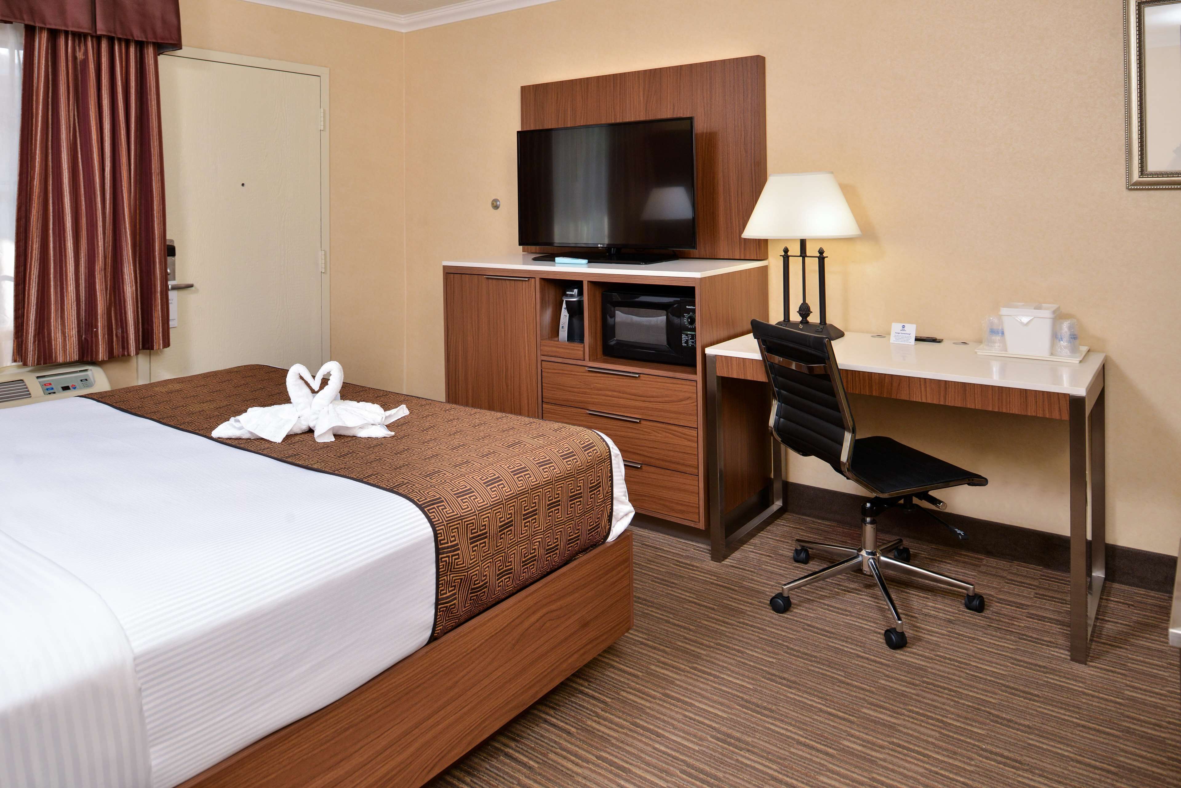 Foto - Best Western Hollywood Plaza Inn Hotel - Hollywood Walk of Fame LA