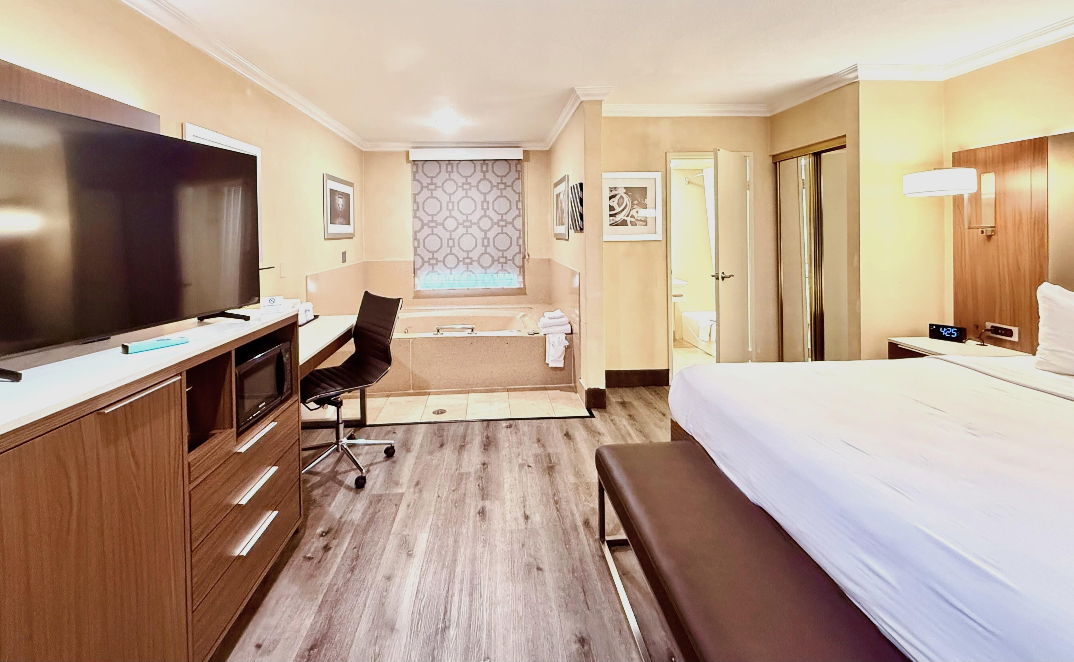 Photo - Best Western Hollywood Plaza Hotel - Walk of Fame Film City LA
