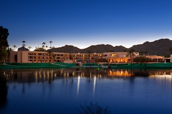 Hotel Exterior at The McCormick Scottsdale