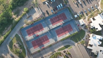 Tennis court