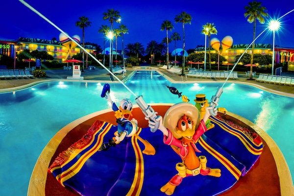 2 outdoor pools, pool umbrellas, sun loungers