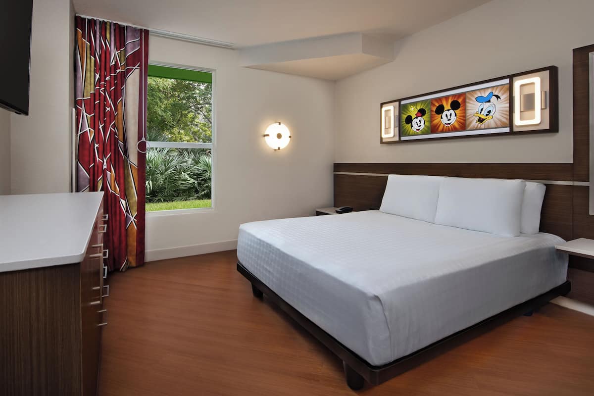 In-room safe, laptop workspace, blackout curtains, iron/ironing board