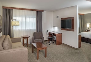 42-inch flat-screen TV with cable channels, TV, MP3 dock - DoubleTree by Hilton Omaha Southwest (Omaha)