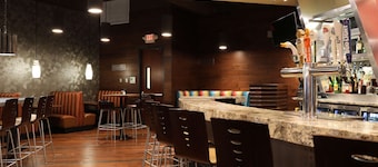DoubleTree by Hilton Omaha Southwest