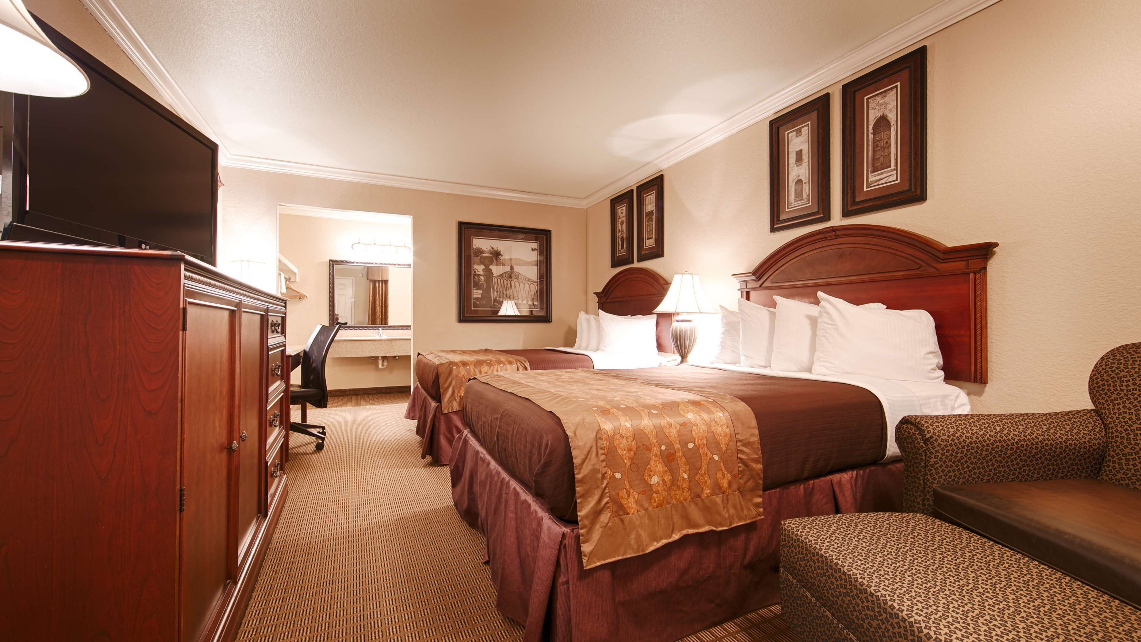 iron/ironing board, free cots/infant beds, free wifi, bed sheets