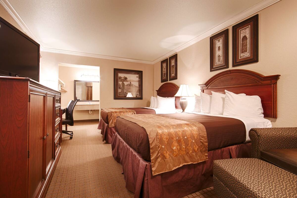 iron/ironing board, free cots/infant beds, free wifi, bed sheets