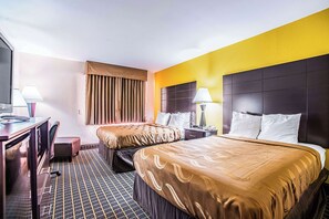 Standard Room, 2 Queen Beds, Non Smoking | In-room safe, iron/ironing board, free WiFi, bed sheets - Quality Inn Carbondale University area (Carbondale)