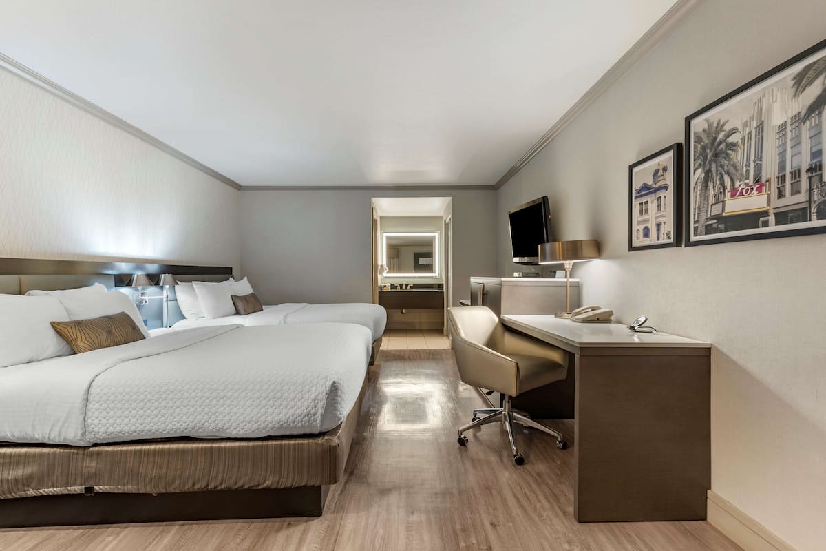 1 habitación, ropa de cama de alta calidad y escritorio
