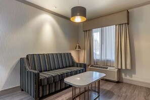 Standard Room, 1 King Bed, Non Smoking, Refrigerator & Microwave (with Sofabed) | Premium bedding, desk, laptop workspace, blackout drapes