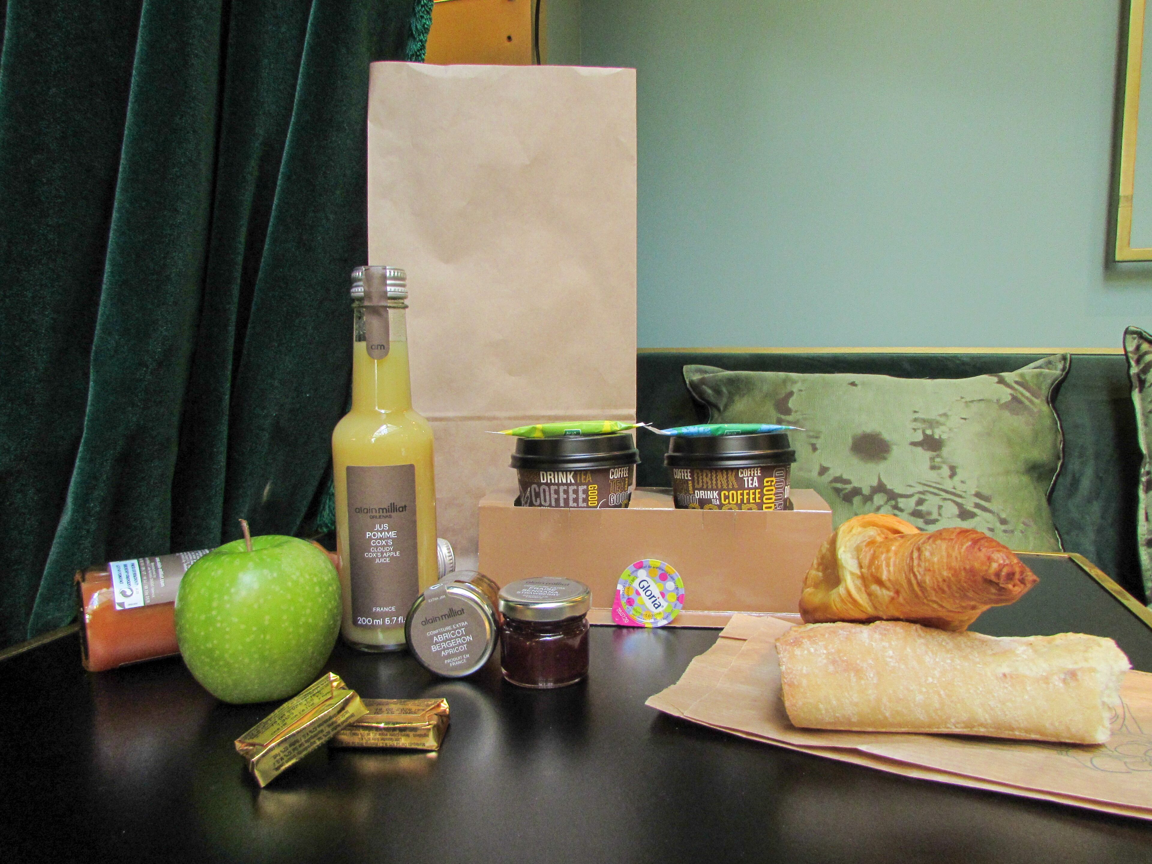 daily buffet breakfast (eur 15 per person)