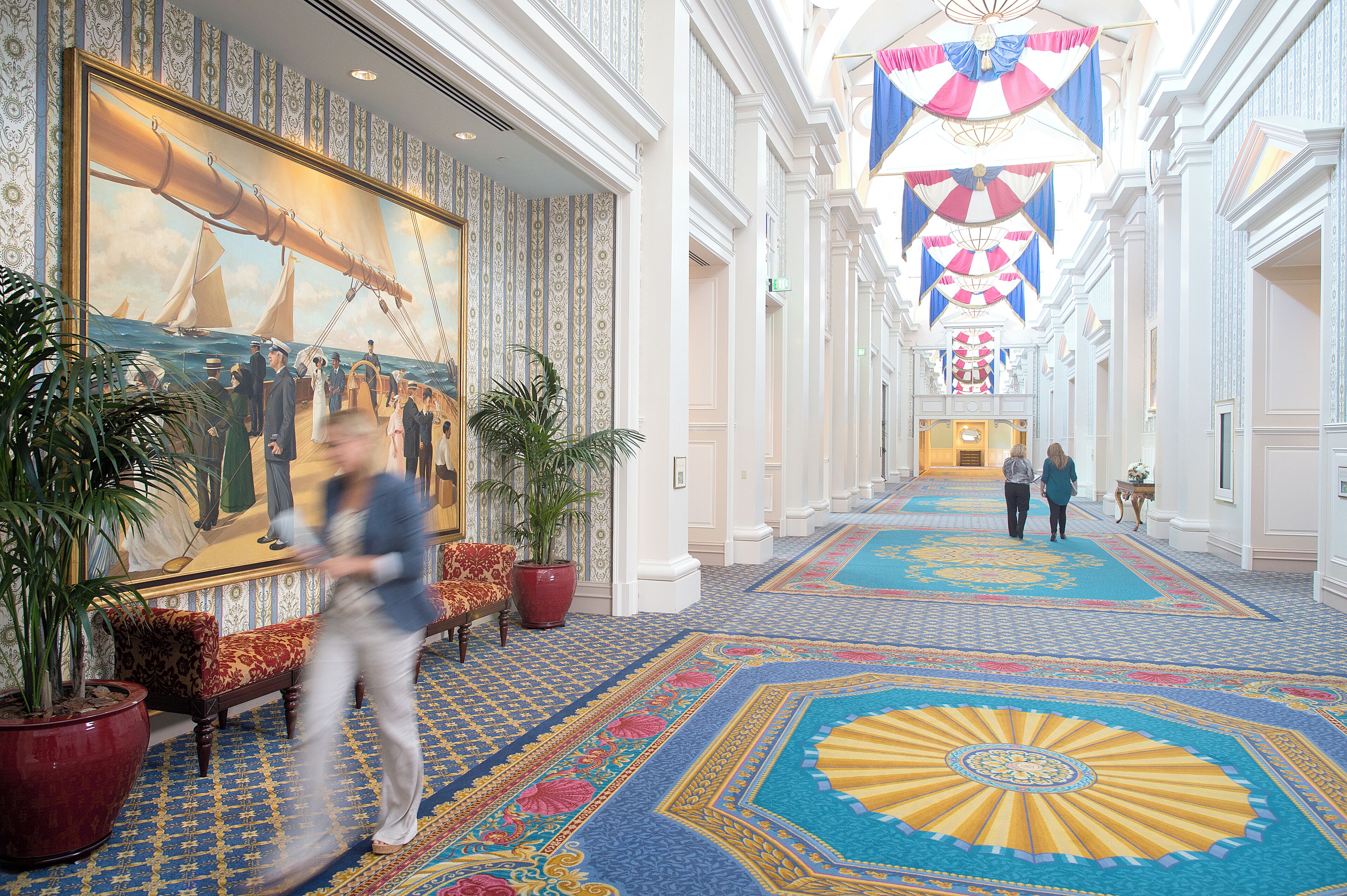 Disney's Yacht Club Resort Photos & Reviews - Lake Buena Vista