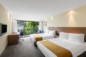 1 Schlafzimmer, hochwertige Bettwaren, Minibar, Zimmersafe