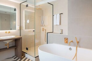 Junior Suite, 1 Bedroom, Non Smoking | Premium bedding, Tempur-Pedic beds, in-room safe, individually decorated - Hôtel LOUISON (Paris)