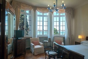 Hypo-allergenic bedding, down duvets, minibar, in-room safe - Hotel Villa Mabapa (Venice)