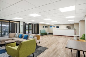 Lobby - Red Roof Inn Perryville (Perryville)