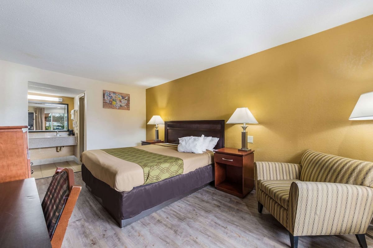 Blackout curtains, iron/ironing board, free WiFi, bed sheets