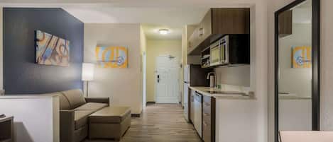 Fer et planche à repasser, lits bébé (gratuits)