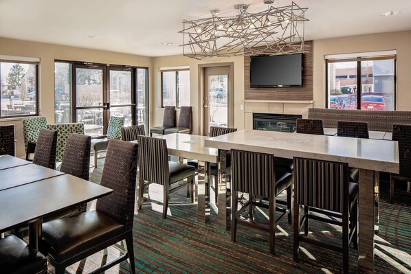 包含每日欧式早餐