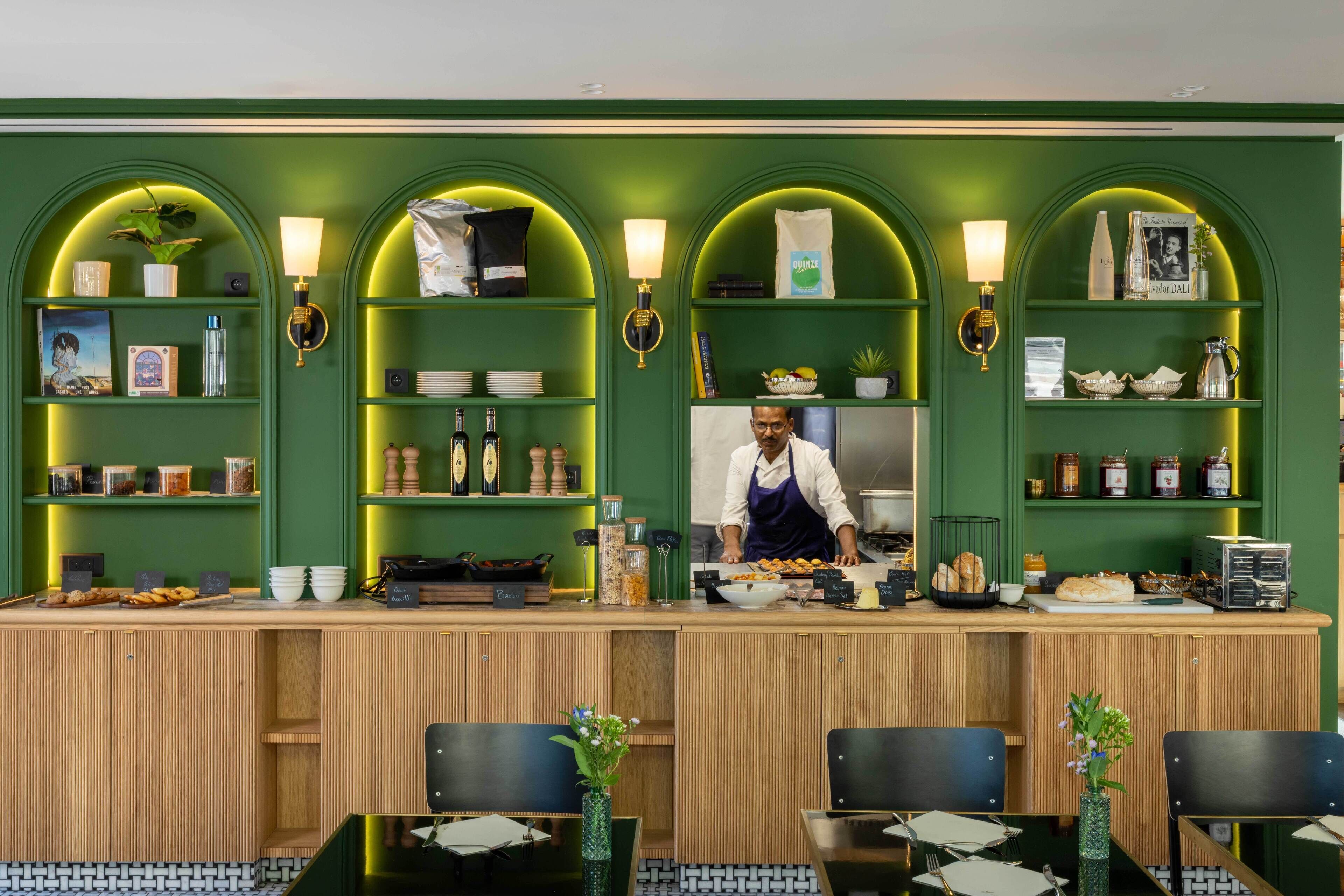 Daily buffet breakfast (EUR 25 per person)