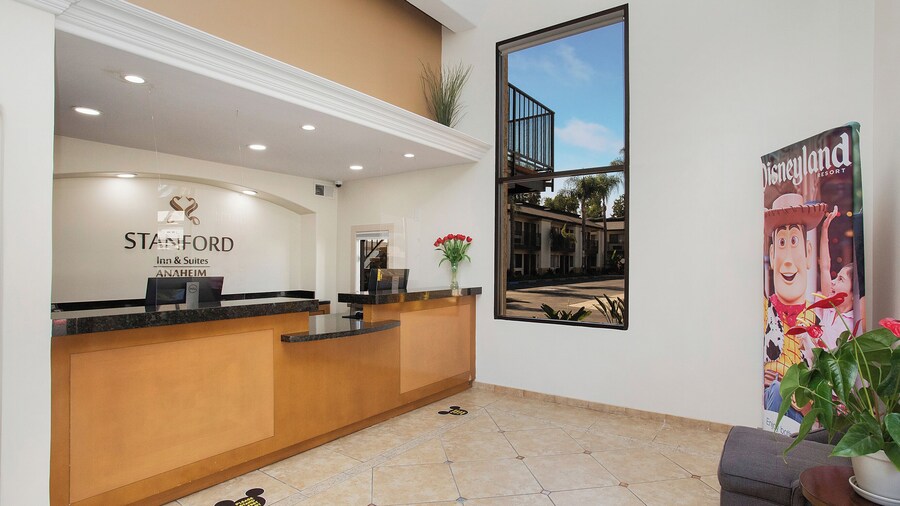 Stanford Inn & Suites Anaheim
