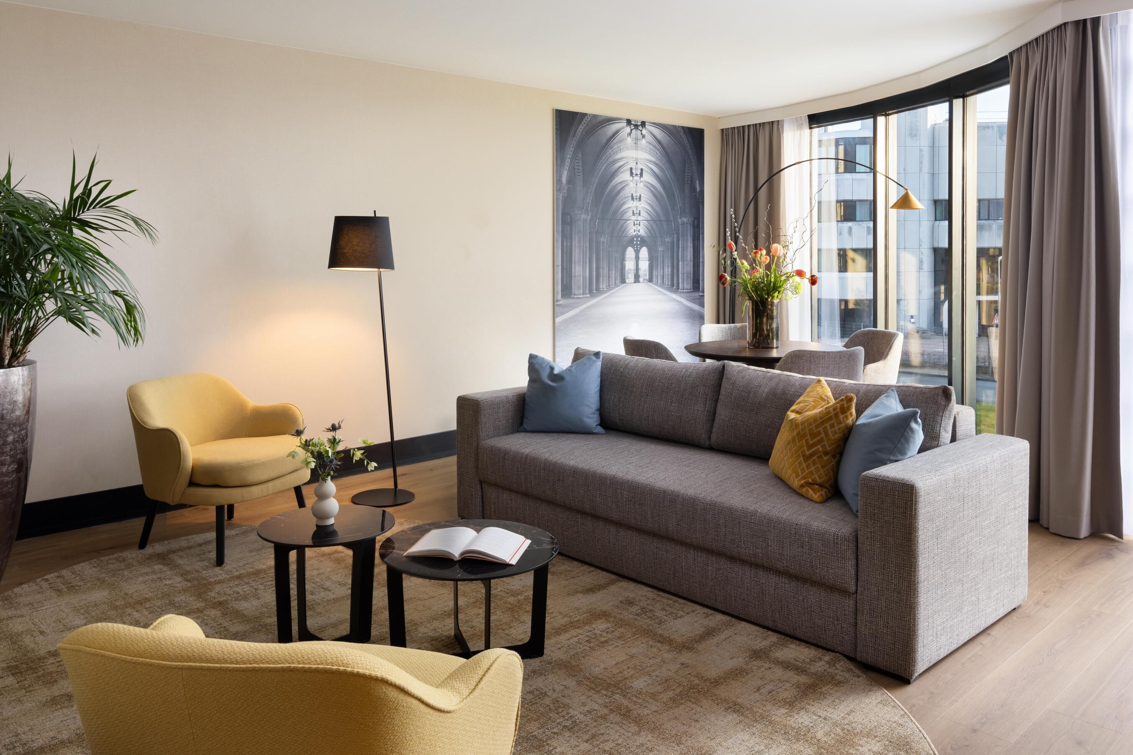 Premium bedding, minibar, in-room safe, desk