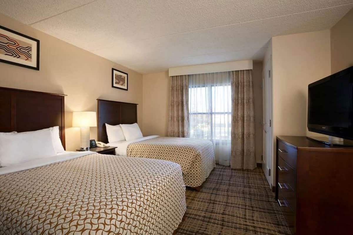 1 bedroom, in-room safe, desk, iron/ironing board