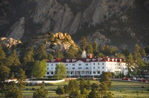 Exterior - The Stanley (Estes Park)