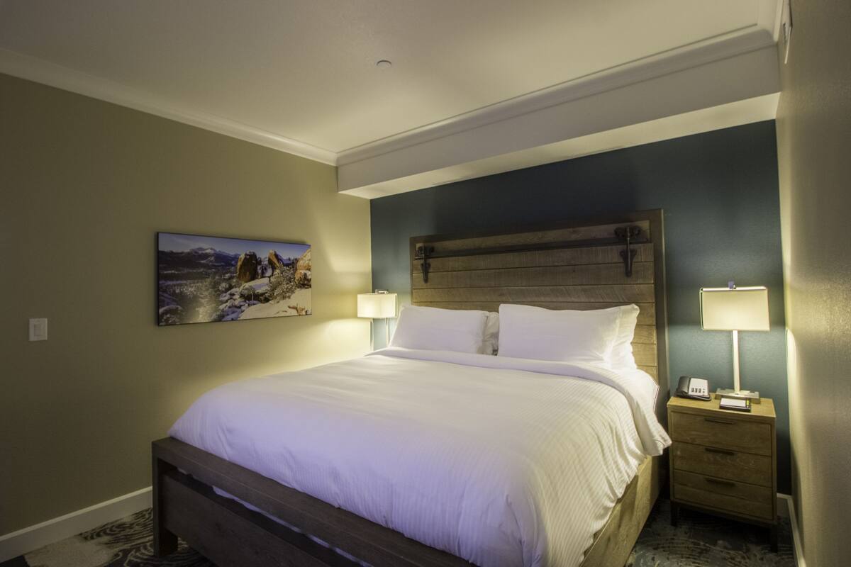 Aspire King Studio | 2 bedrooms, in-room safe, iron/ironing board, free WiFi