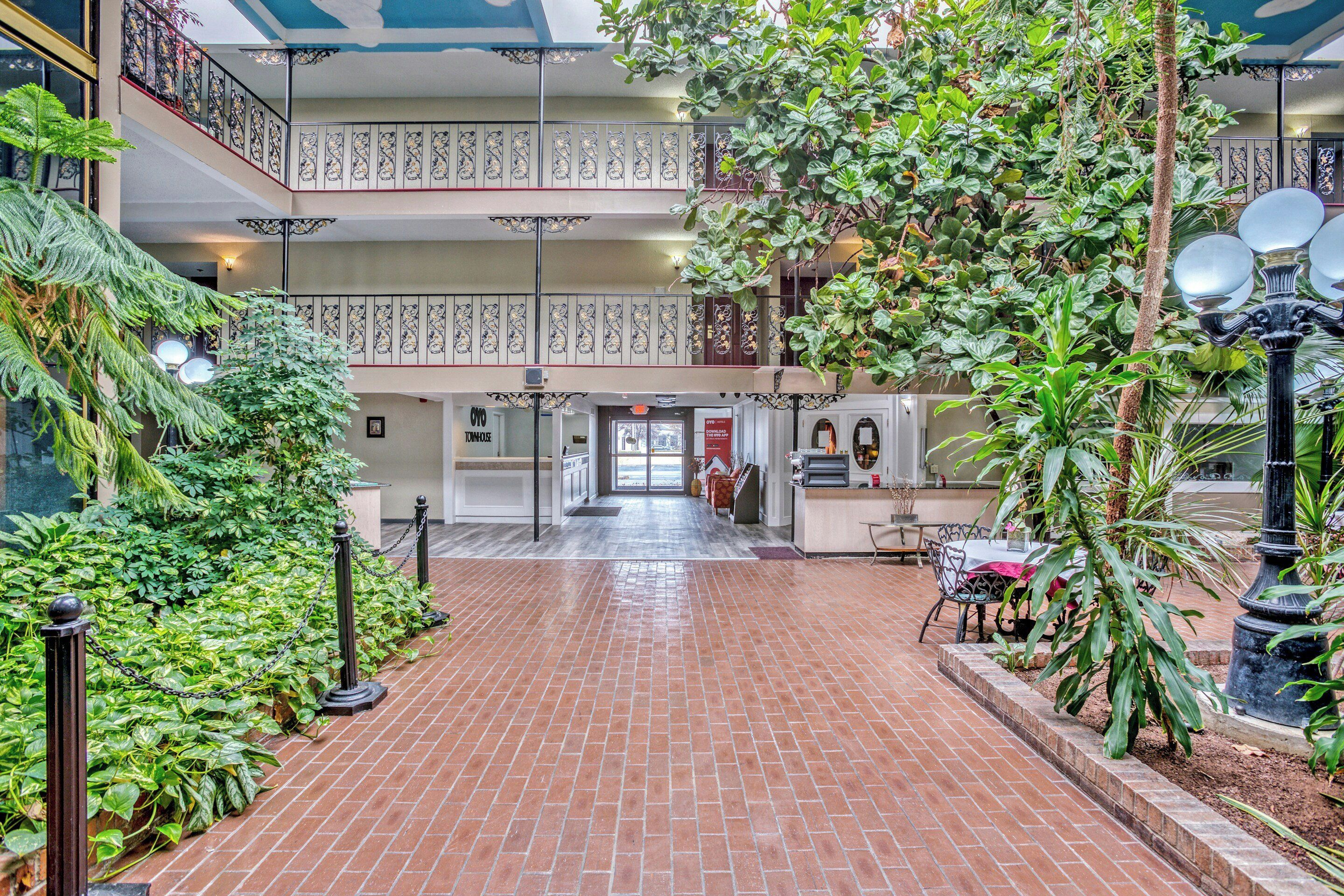 Photo - Garden Cove Hotel Suites