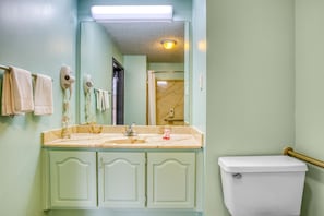 Amenidades de baño gratuitas y toallas