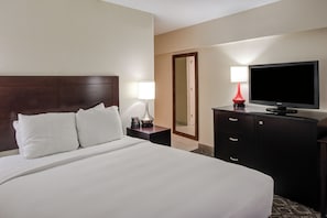Standard King Room | Premium bedding, laptop workspace, blackout drapes, iron/ironing board