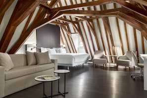 1 slaapkamer, luxe beddengoed, donsdekens, een minibar