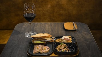 식사 및 음료
