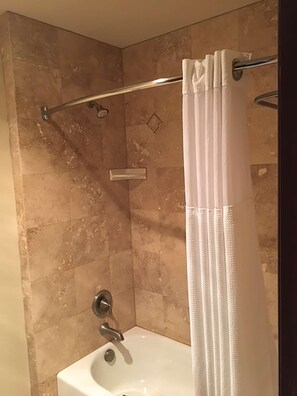 In-room safe, soundproofing, iron/ironing board, free WiFi