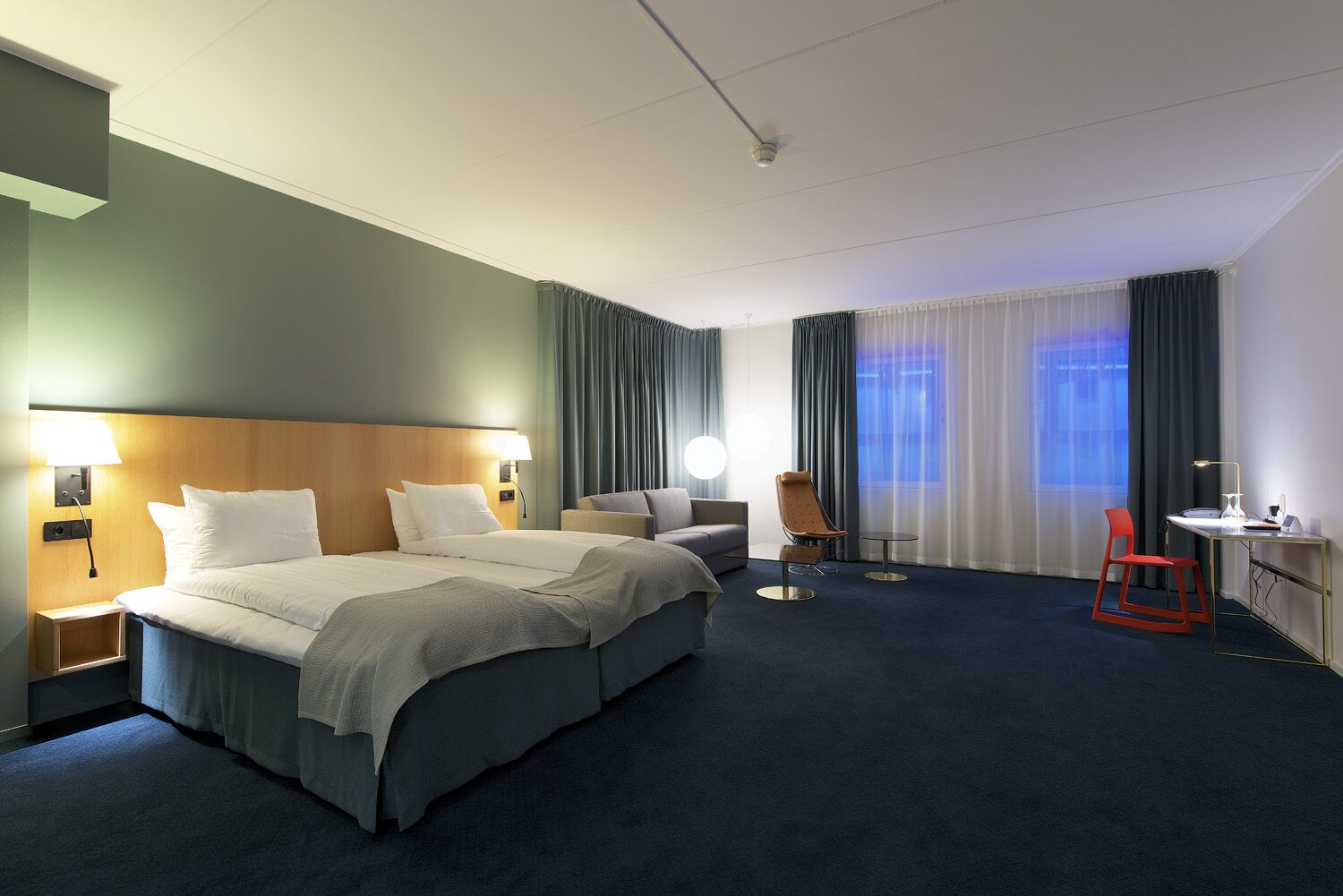 superior twin room | 1 bedroom, hypo-allergenic bedding, desk, blackout curtains