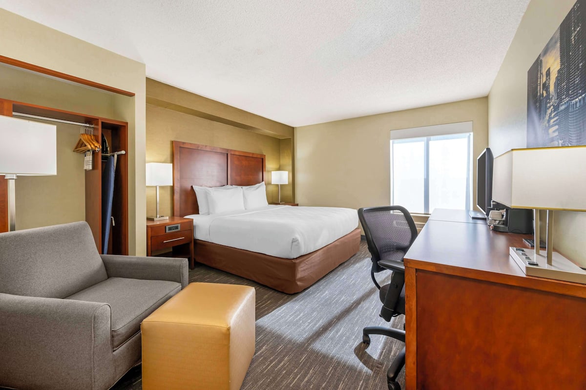Chambre Standard, 1 très grand lit, non-fumeur | Bureau, espace de travail pour ordinateurs portables