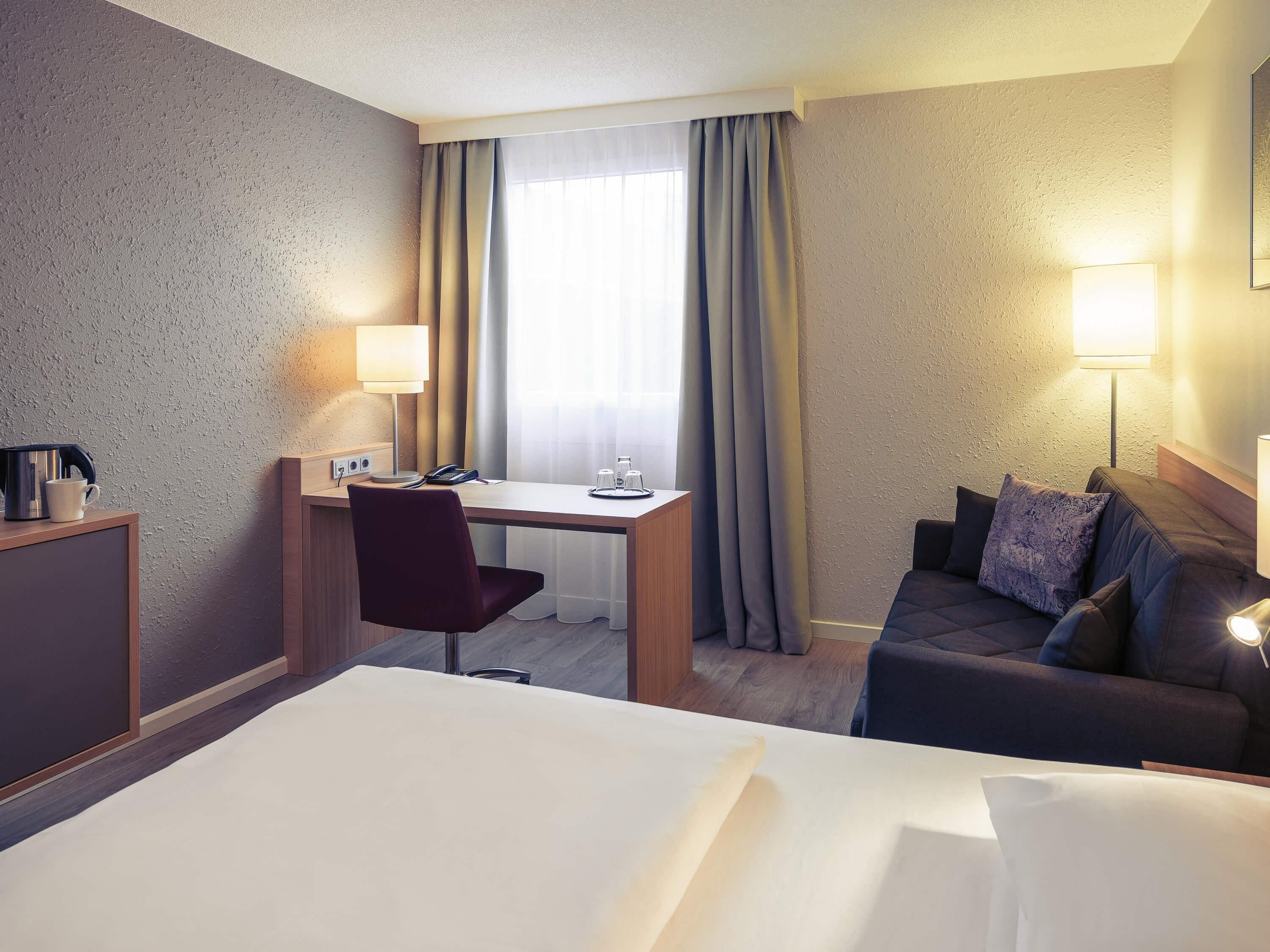 Standard Double Room, 1 Double Bed with Sofa bed | Hypo-allergenic bedding, in-room safe, desk, laptop workspace