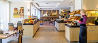 ํ๋ฅดํฐ ํธํ
๋จธํ์ด ๋๋ฅธ๋ฒ ๋ฅดํฌ ์จ์คํธ