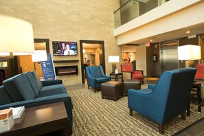 Kawasan tempat duduk lobi