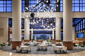 Hotel entrance and lobby at Orlando World Center Marriott