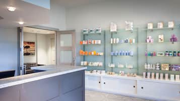 Couples treatment room(s), steam room, aromatherapy, hot stone massages