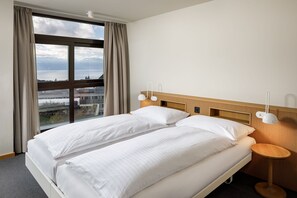 Double or Twin Room, City View | Premium bedding, down comforters, minibar, in-room safe - Alpha Palmiers by Fassbind (Lausanne)