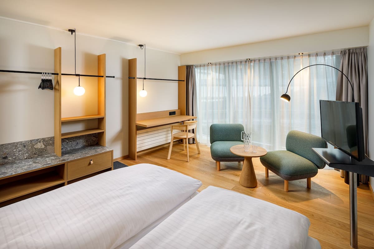 Literie de qualité, couette en duvet, minibar, coffre-fort