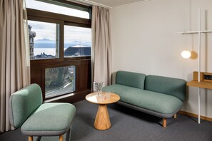 View from room - Alpha Palmiers by Fassbind (Lausanne)