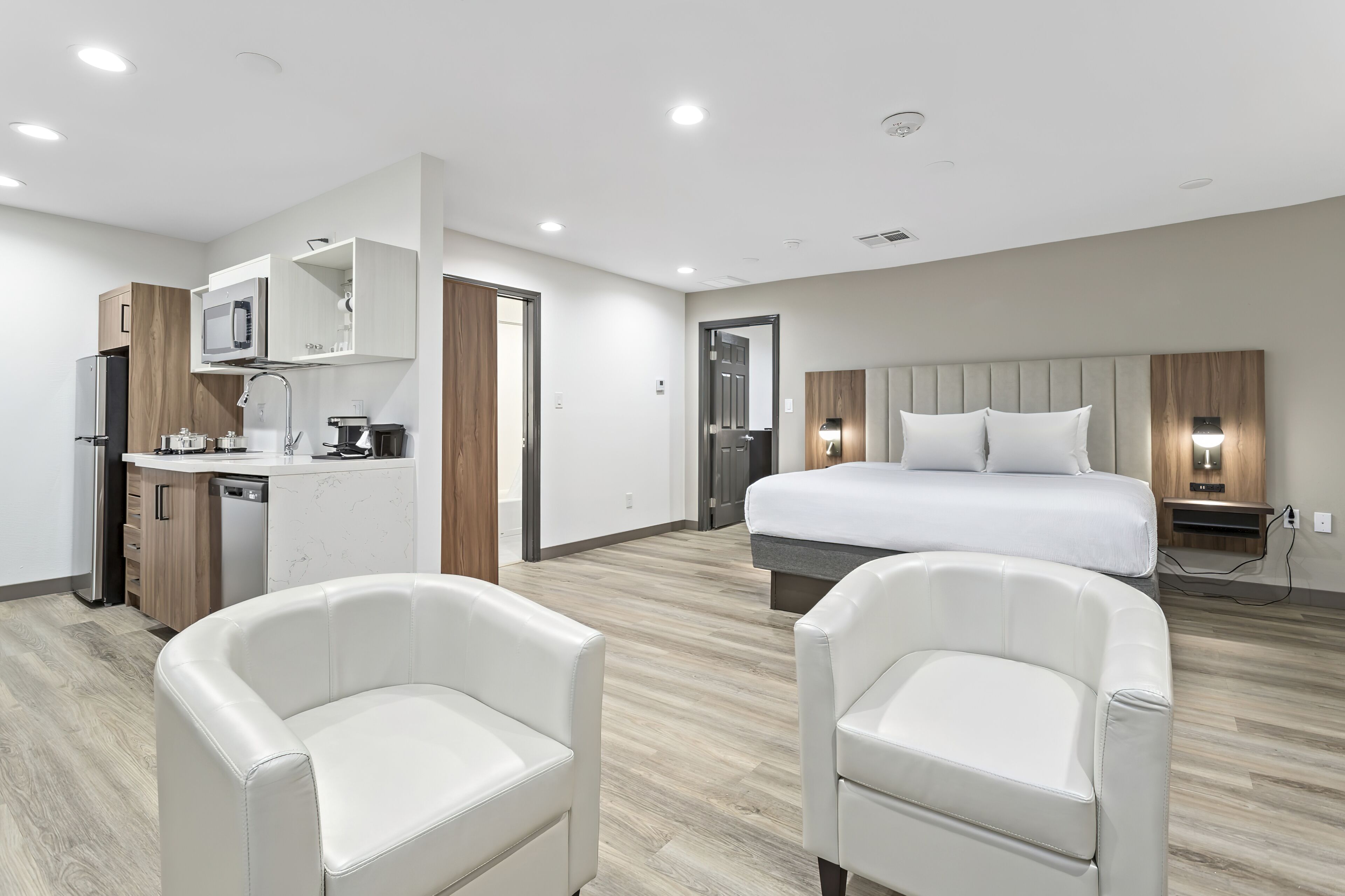 套房, 多张床, 无烟房 | 加厚床垫、迷你吧、特色装修、特色家居